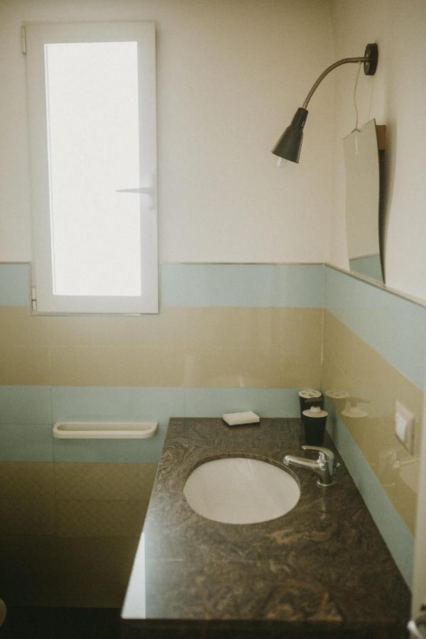 Le Camporelle In Citta Bed & Breakfast Lecce Exterior foto